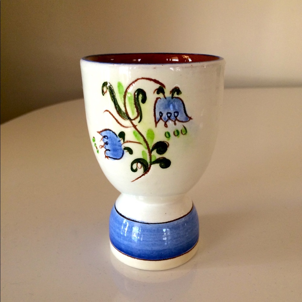Hand painted egg cup. Blue and white pottery